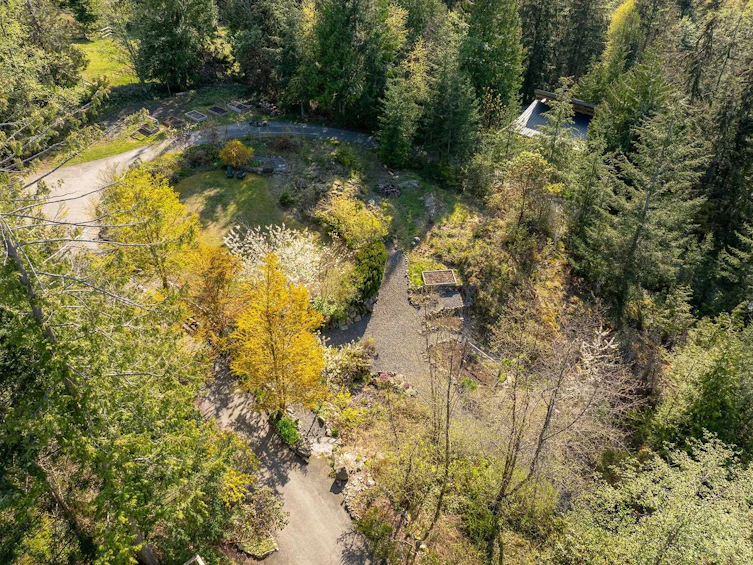 1335 Adams Road, Bowen Island, BC, V0N 1G2 - 35