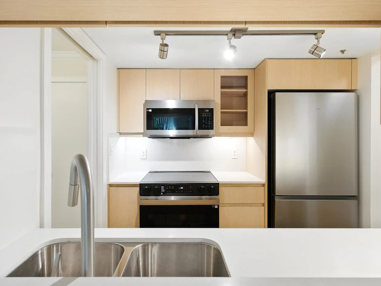 19-2885 E Kent Avenue North, Vancouver, BC, V5S 3T9 - 4