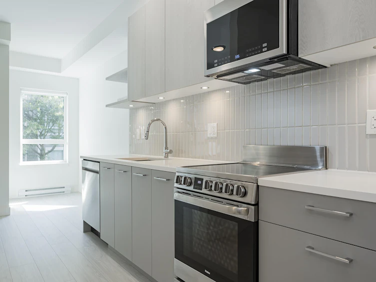 207-10777 138 Street, Surrey, BC, V3T 0T5 - 8