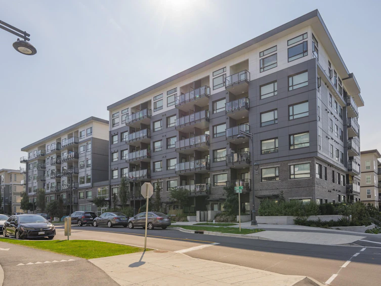 207-10777 138 Street, Surrey, BC, V3T 0T5 - 2