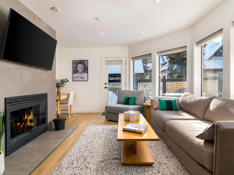 14-4637 Blackcomb Way, Whistler, BC, V8E 0Y6 - 2