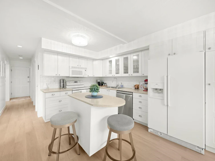 4845 Central Avenue, Delta, BC, V4K 2G5 - 9