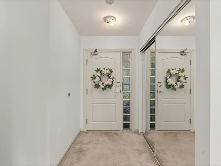 302-1569 Everall Street, Surrey, BC, V4B 3T2 - 7