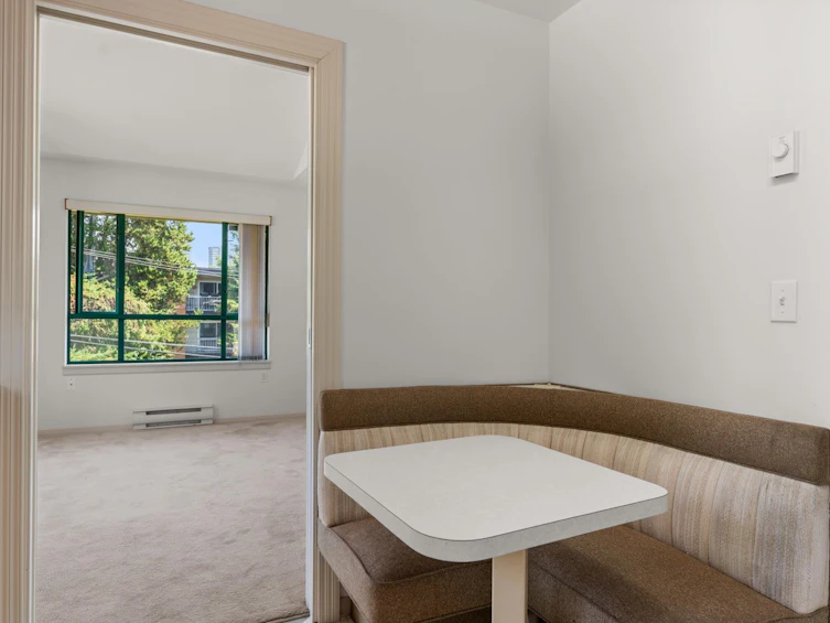 302-1569 Everall Street, Surrey, BC, V4B 3T2 - 17