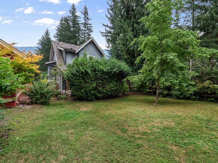 1767 Tree House Trail, Cultus Lake, BC, V2R 0E1 - 2