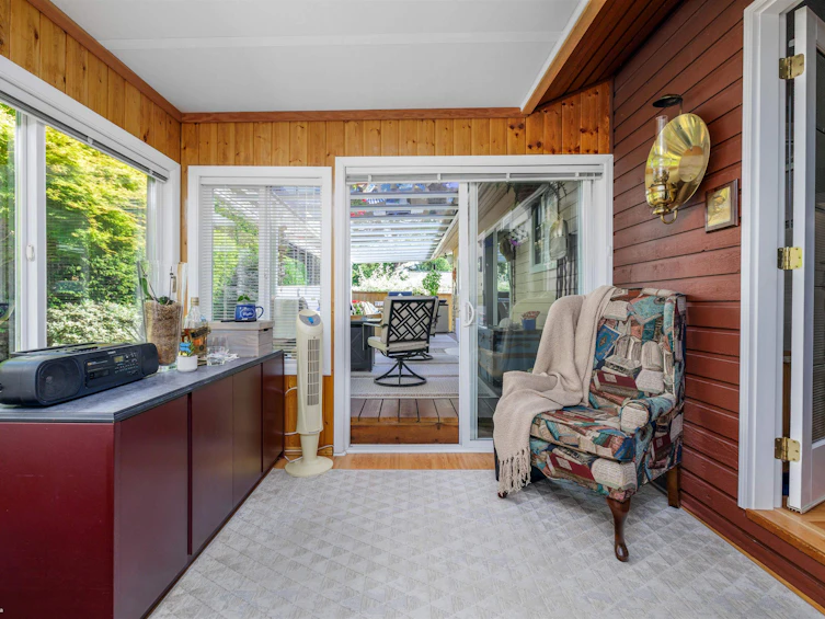 16113 13a Avenue, Surrey, BC, V4A 6W4 - 14