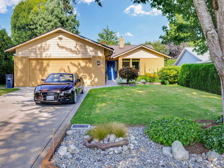 16113 13a Avenue, Surrey, BC, V4A 6W4