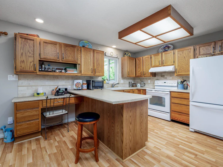 16113 13a Avenue, Surrey, BC, V4A 6W4 - 9