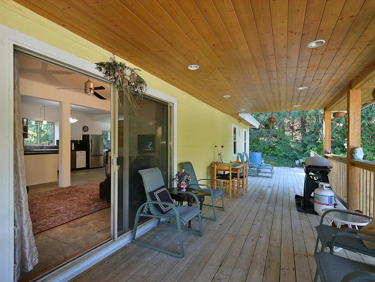 12886 Lagoon Road, Pender Harbour Egmont, BC, V0N 2H1 - 17