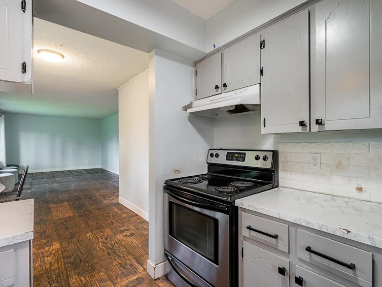 23768 Fraser Highway, Langley, BC, V2Z 2K8 - 11