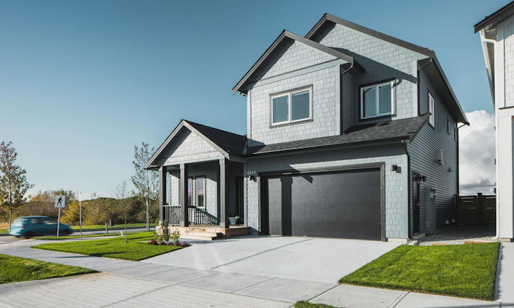 2470 Alder Way