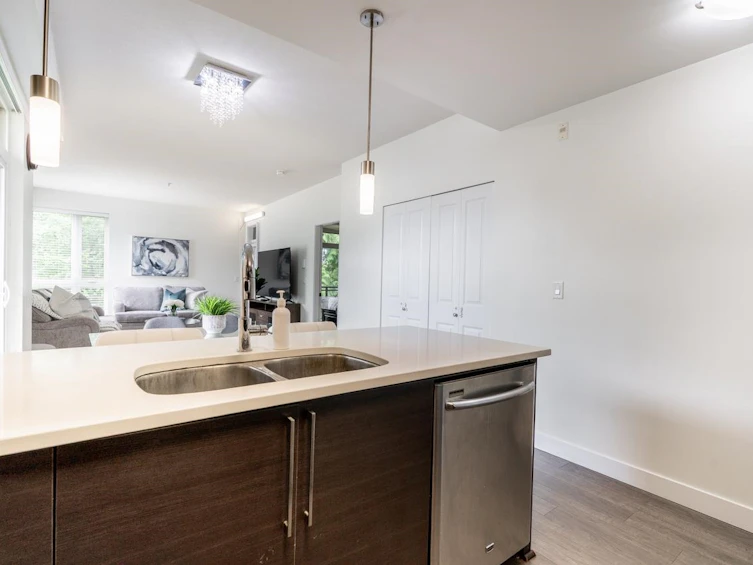 #214-14358 60 Avenue, Surrey, BC, V3X 0G3 - 14