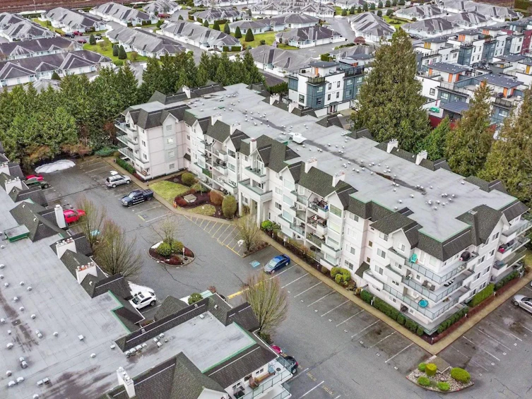 211-33708 King Road, Abbotsford, BC, V2S 8C6 - 23