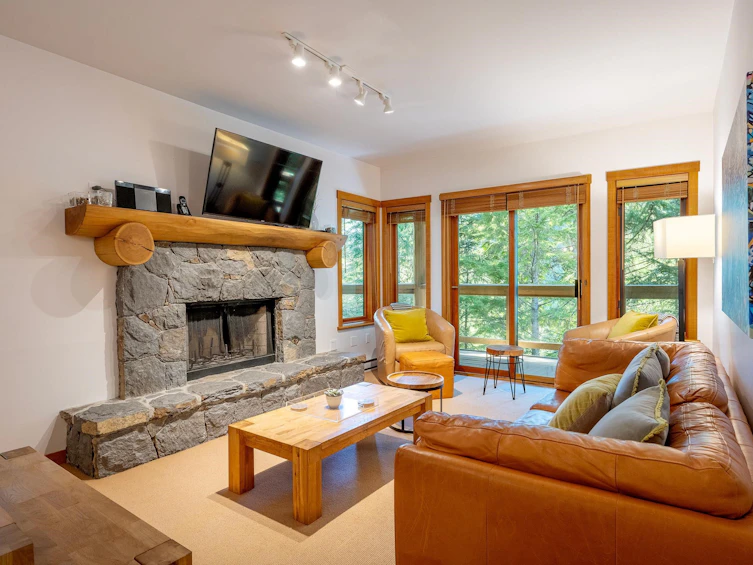 6-2250 Nordic Drive, Whistler, BC, V8E 0P4 - 2