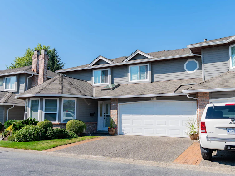 107-6109 W Boundary Drive, Surrey, BC, V3X 2A4 - 2