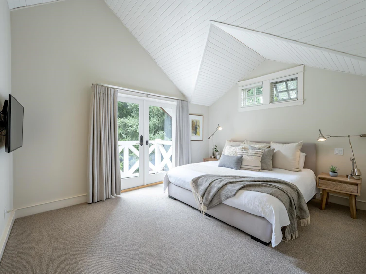 7313 Fitzsimmons Road South, Whistler, BC, V8E 0E5 - 12
