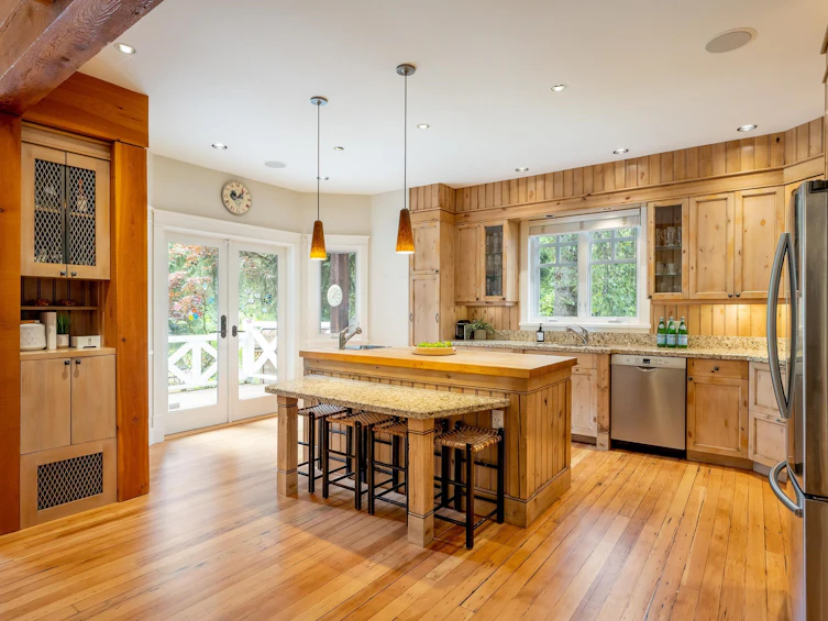 7313 Fitzsimmons Road South, Whistler, BC, V8E 0E5 - 9