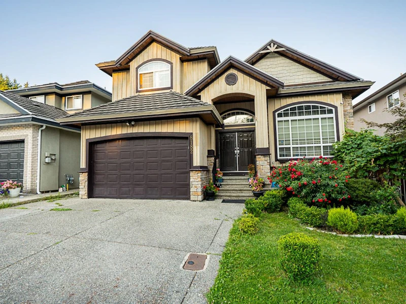 8182 145th Street, Surrey BC V3S 9J7