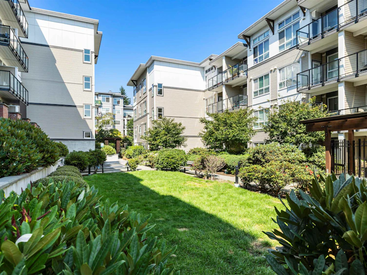 415-6438 195a Street, Surrey, BC, V4N 6R5 - 3