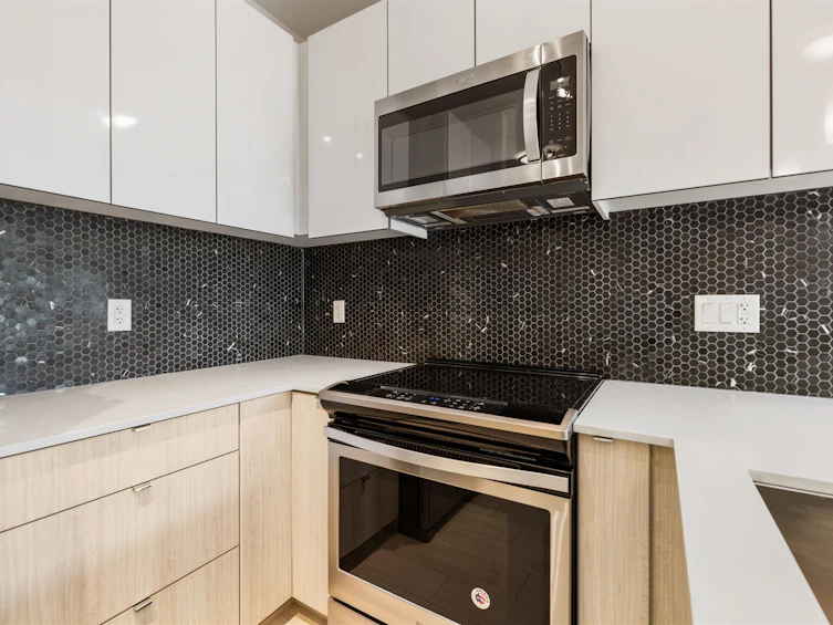 415-6438 195a Street, Surrey, BC, V4N 6R5 - 8
