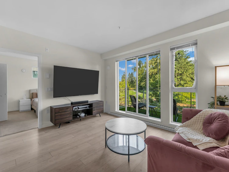305-10603 140 Street, Surrey, BC, V3T 0M8 - 8