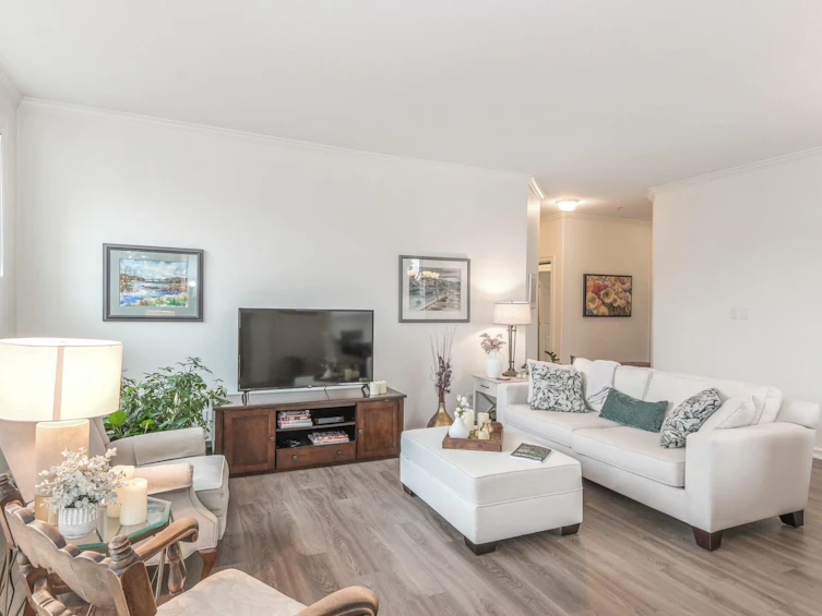 301-2772 Clearbrook Road, Abbotsford, BC, V2T 6N6 - 3