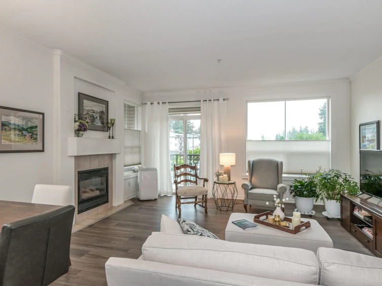 301-2772 Clearbrook Road, Abbotsford, BC, V2T 6N6 - 2