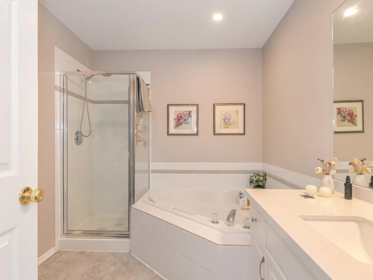 301-2772 Clearbrook Road, Abbotsford, BC, V2T 6N6 - 14