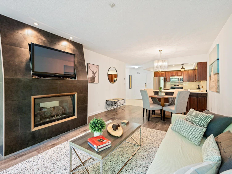 201-4821 Spearhead Drive, Whistler, BC, V8E 1E8 - 4