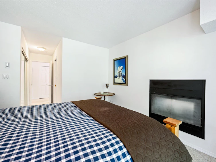 201-4821 Spearhead Drive, Whistler, BC, V8E 1E8 - 16