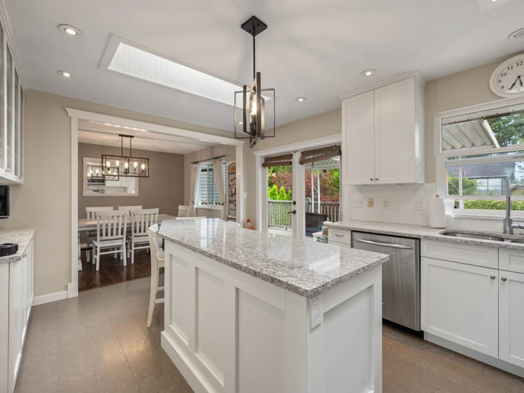 1150 163b Street, Surrey, BC, V4A 8E8 - 17