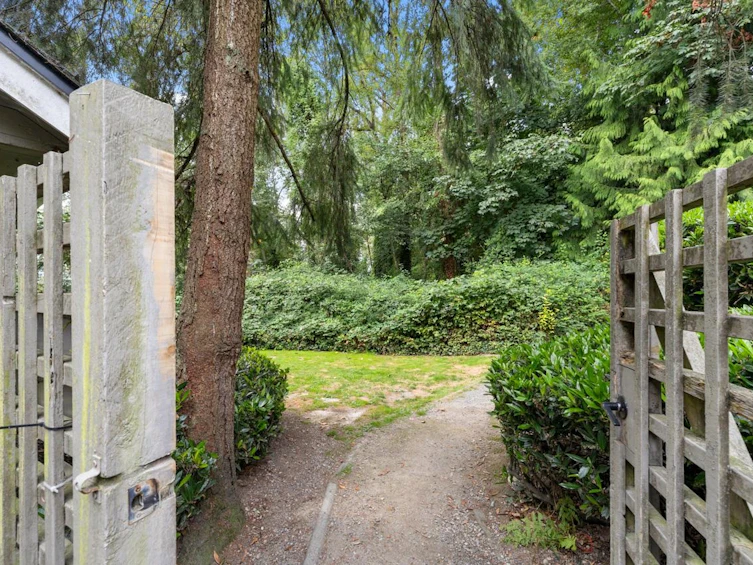 3418 Weymoor Place, Vancouver, BC, V5S 4G5 - 35