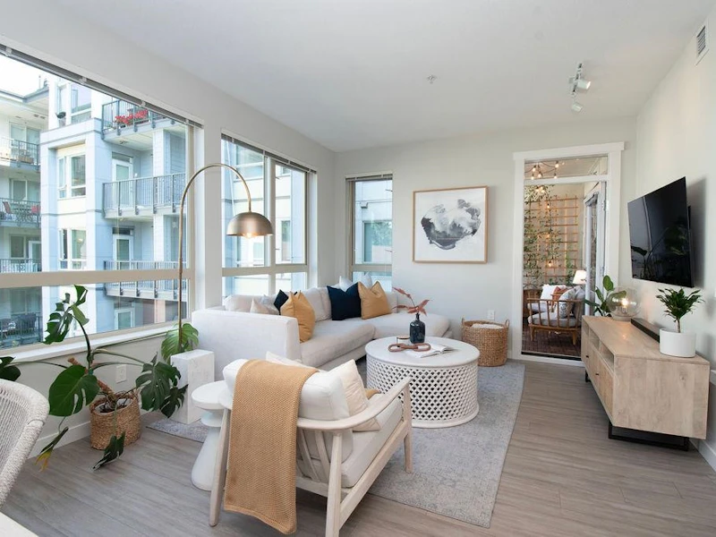 318 - 2651 Library Lane, North Vancouver BC
