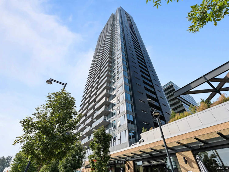 1910-13615 Fraser Highway, Surrey, BC, V3T 0P7