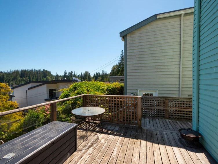 2564 Panorama Drive, North Vancouver, BC, V7G 1V5 - 35
