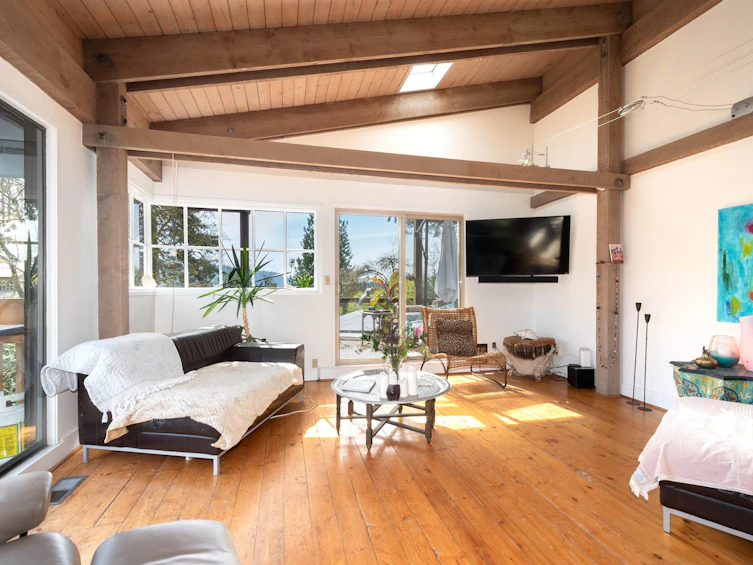 4477 Strathcona Road, North Vancouver, BC, V7G 1G7 - 7