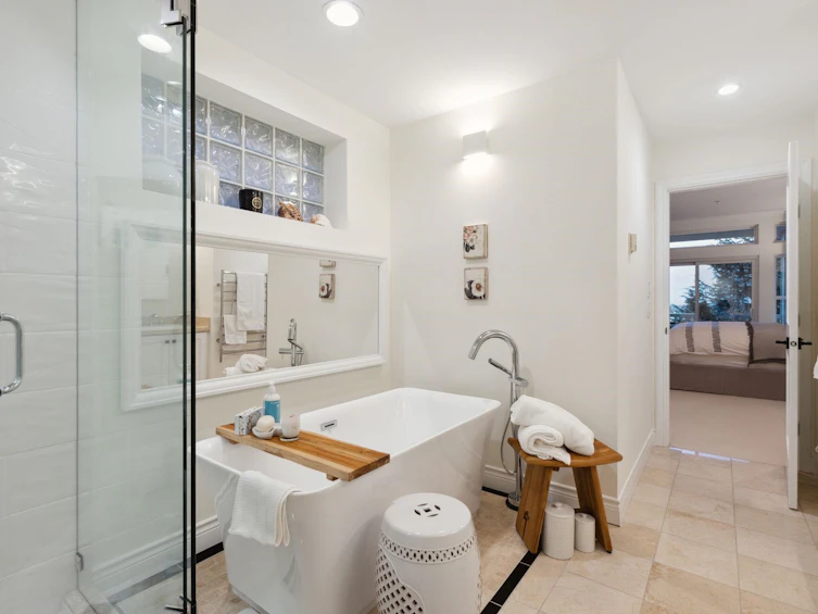 4948 Edendale Lane, West Vancouver, BC, V7W 3H7 - 25