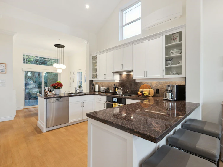 4948 Edendale Lane, West Vancouver, BC, V7W 3H7 - 18