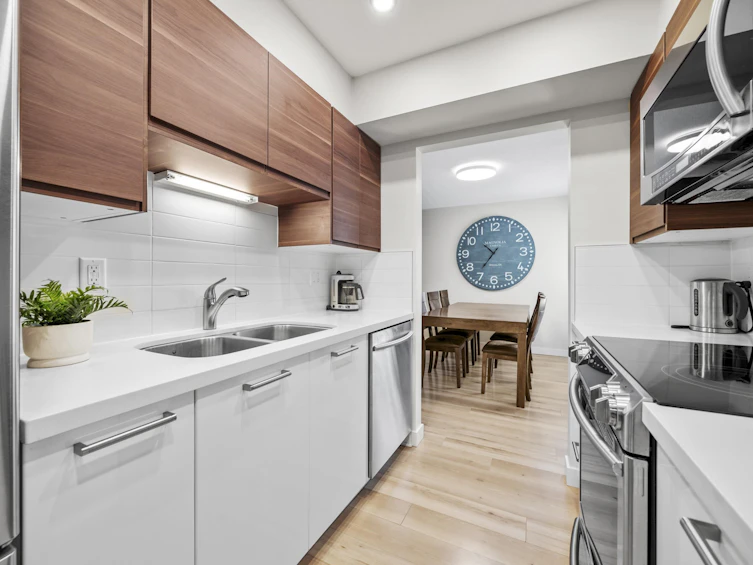 206-1531 Merklin Street, Surrey, BC, V4B 4C6 - 4