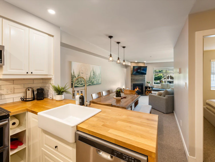 109-2050 Lake Placid Road, Whistler, BC, V8E 0A8 - 11
