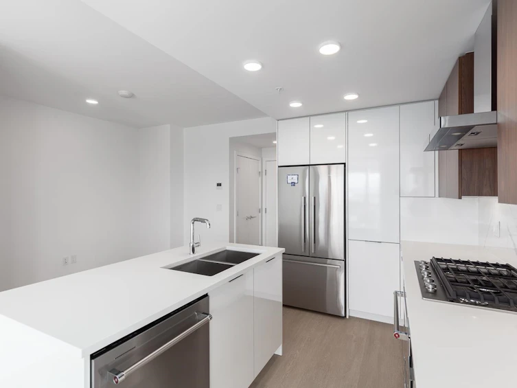 2507-7769 Park Crescent, Burnaby, BC, V3N 0J7 - 4