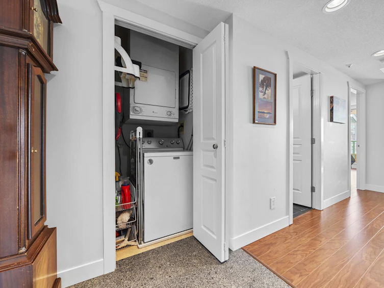 1405-3071 Glen Drive, Coquitlam, BC, V3B 7R1 - 15