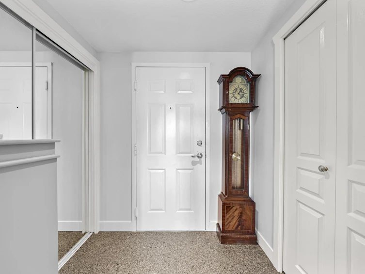 1405-3071 Glen Drive, Coquitlam, BC, V3B 7R1 - 2