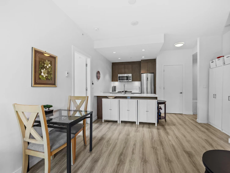 006-9060 University Crescent, Burnaby, BC, V5A 0E1 - 14