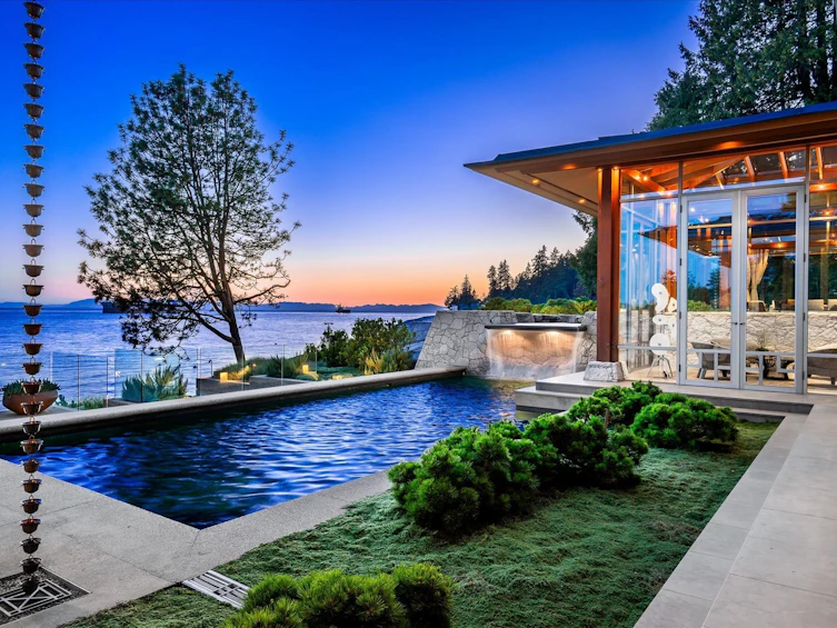 3330 Radcliffe Avenue, West Vancouver, BC, V7V 1G6 - 9