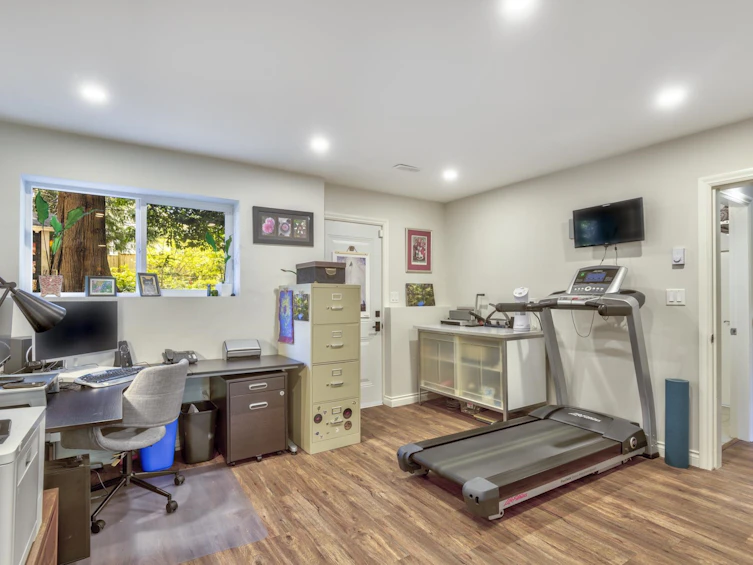 2956 Spuraway Avenue, Coquitlam, BC, V3C 2C8 - 27