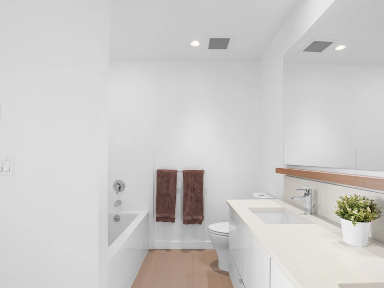SPH06-200 Nelson's Crescent, New Westminster, BC, V3L 0H4 - 19