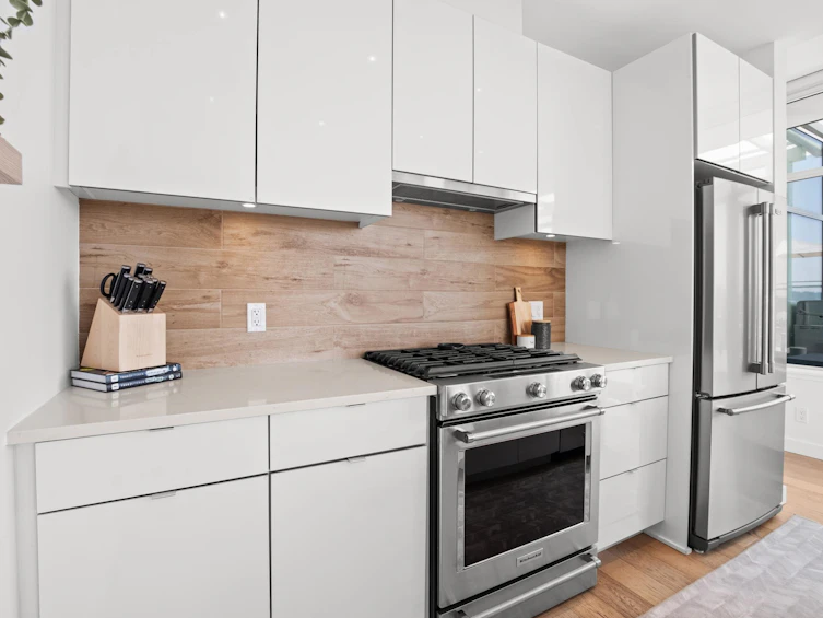 SPH06-200 Nelson's Crescent, New Westminster, BC, V3L 0H4 - 10