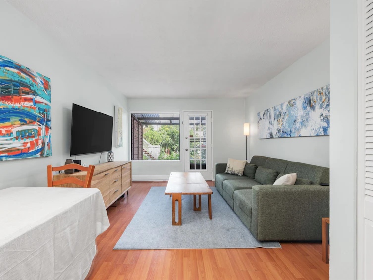 1-719 E 31st Avenue, Vancouver, BC, V5V 2W9 - 2