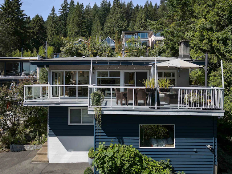 2441 Panorama Drive, North Vancouver, BC, V7G 1V4 - 24